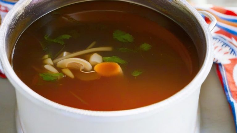 making bone broth